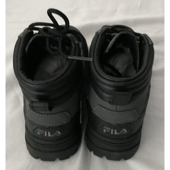 Fila Big Kids Weathertec Hiking Boots from Finish Line Size 11, Black NWT - Picture 2 of 7